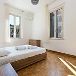 Apartament Casa Laura *