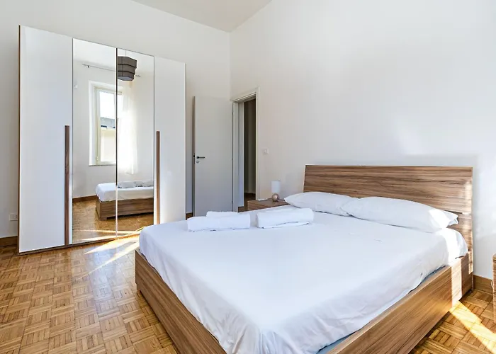 דירה Casa Laura רג'יו די קאלאבריה